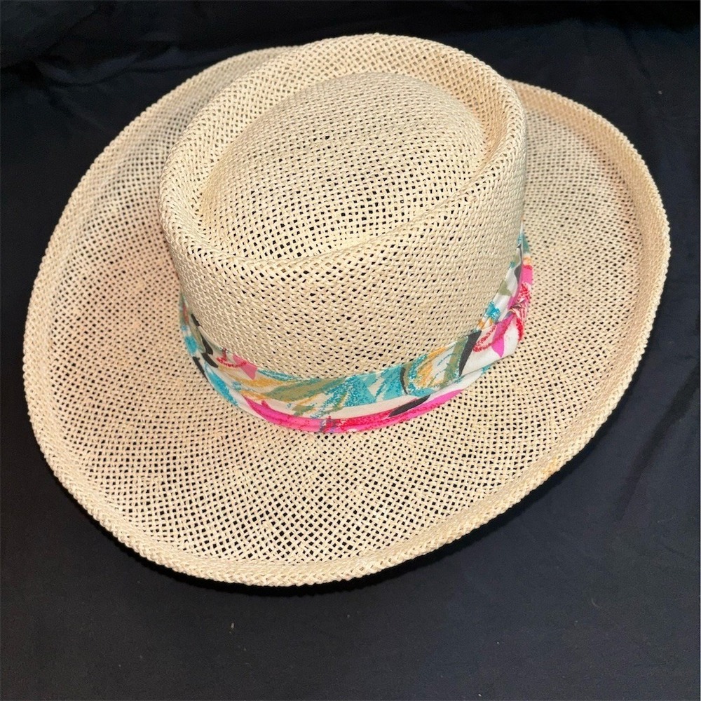 Town Talk Vintage Wide Brim Sun Hat Womens L Beige Straw Floral Band USA classic